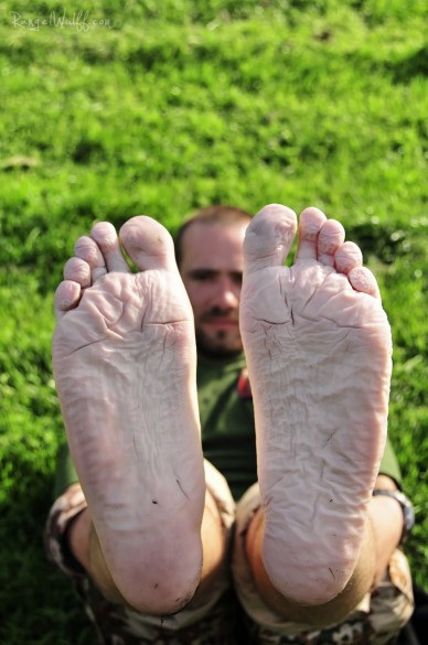 Alternative fodsåler efter en vandretur.